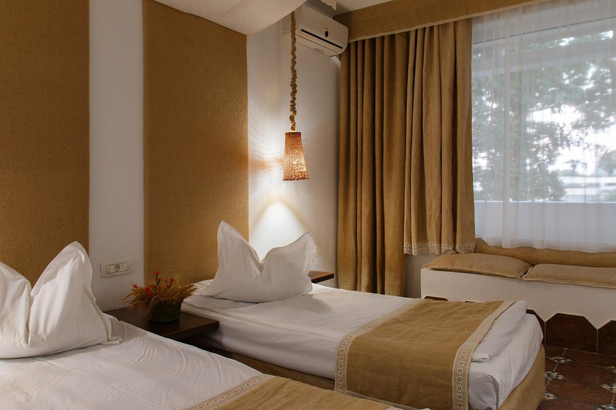 Hotel 2D Resort And Spa Neptun Habitación foto
